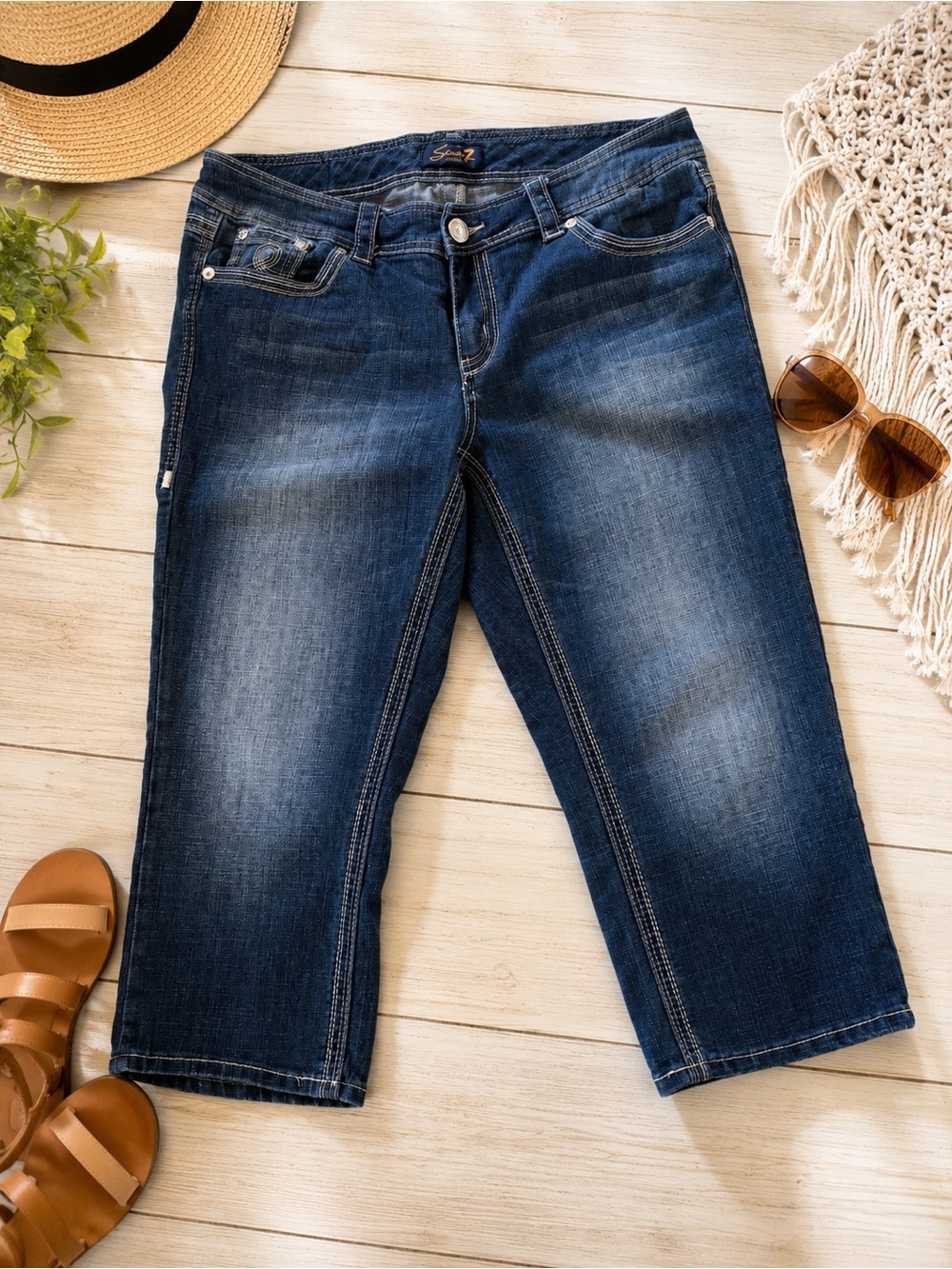Seven7 Luxe Dark Wash Denim Capri Jeans | Size 16 Plus Size